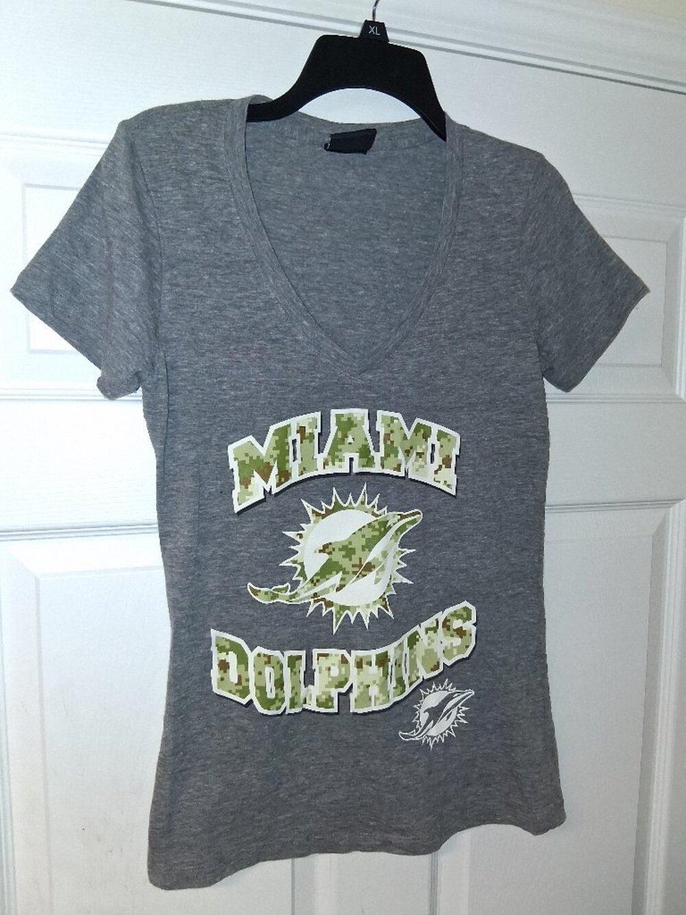 MIAMI DOLPHINS NFL womens gray camo t shirt